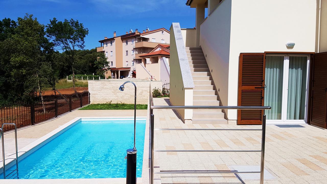 Villas Simag Banjole Esterno foto