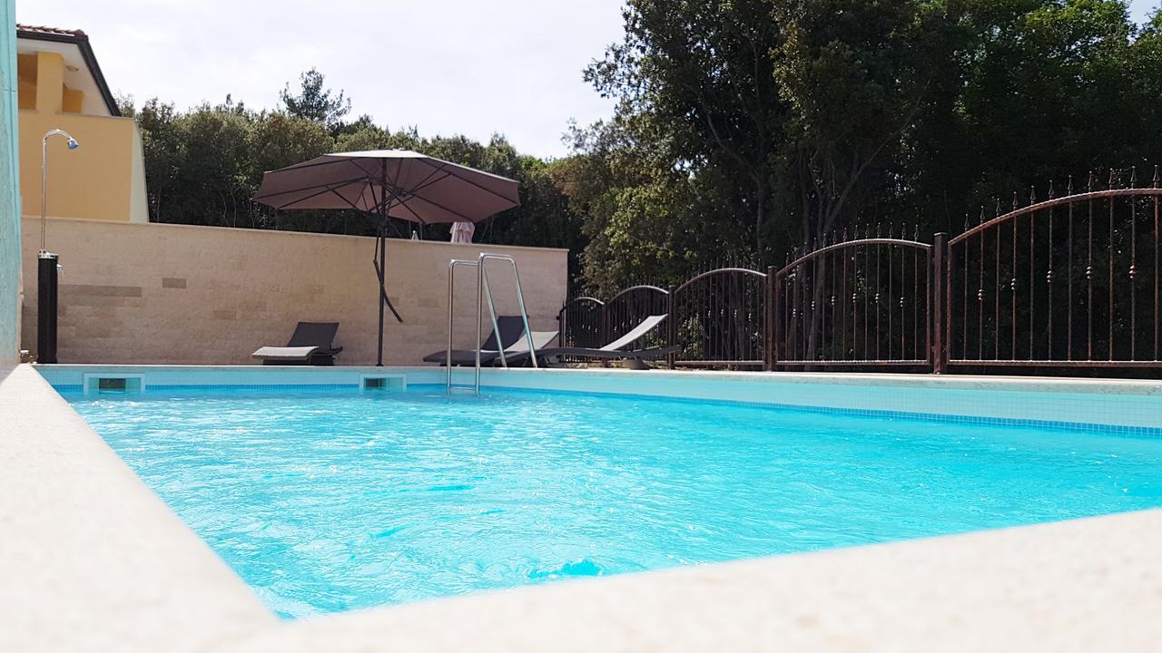 Villas Simag Banjole Esterno foto