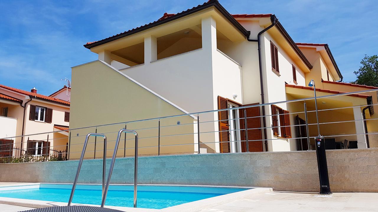 Villas Simag Banjole Esterno foto