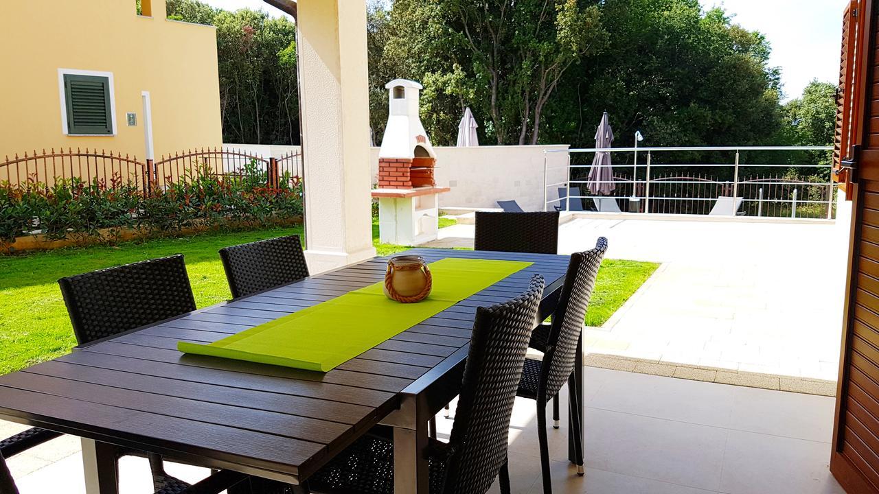 Villas Simag Banjole Esterno foto