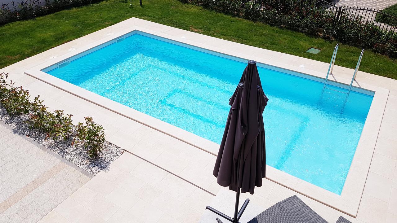 Villas Simag Banjole Esterno foto