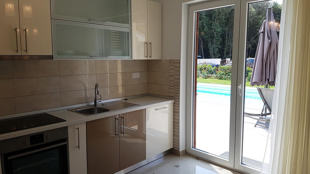 Villas Simag Banjole Esterno foto