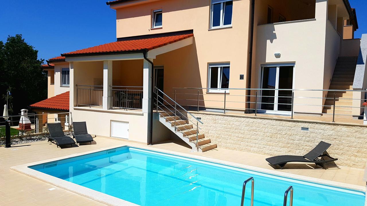 Villas Simag Banjole Esterno foto